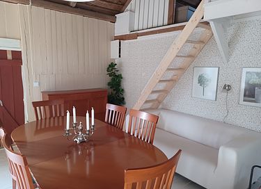 Family Residence with loft and Hideaway - 7
