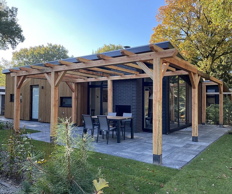 Duurzame lodge met hottub en sauna - 1