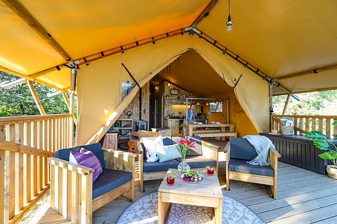 6 person safari tent at a marina - 3