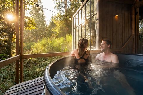 Spacieuse cabine pour 6 personnes avec jacuzzi privé - 2