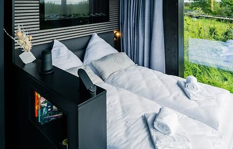 Spiegelhuisje met sauna in de Duitse Eifel - 5