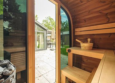 Ruime lodge met hottub en sauna  - 16