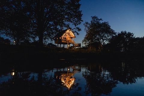 Maison dans les arbres à Overijssel au bord d'une rivière - 3
