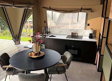 Luxe lodge met hottub in de natuur - 8