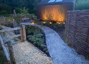 Maison enveloppante de bien-être avec sauna et bain à remous - 33