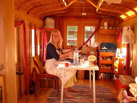 Mobiele circuswagen in Freiburg - 3