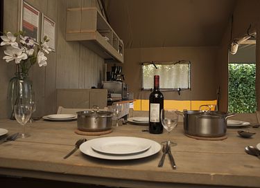 6-person glamping tent in the Veluwe region - 6