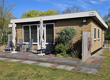 Nice bungalow on Texel with large garden
