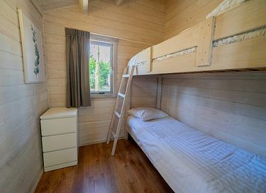 Wooden log cabin for 4 people - 6