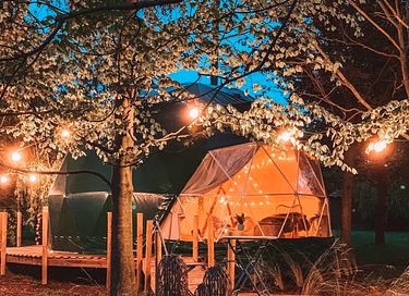 Prive glamping dome met hottub in natuur - 20