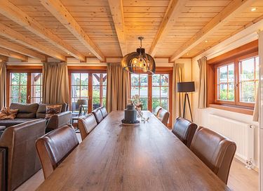 Vakantiehuis (12p) met balkon in Zuid-Limburg - 12