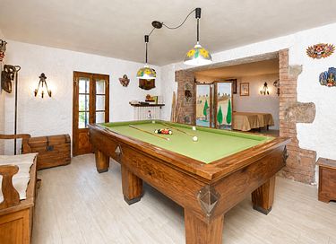 Maison-tour du XIVe siècle dans un cadre verdoyant - 38