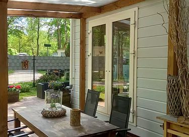 Chalet mit privatem Whirlpool auf der Veluwe - 15