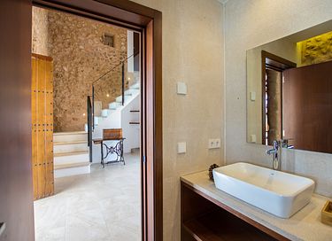 Modern en groot vakantiehuis met zwembad  - 41