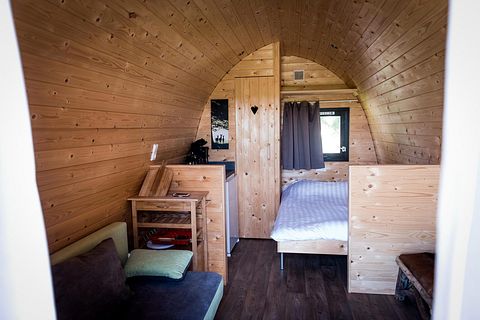 Cabane dans les arbes avec vue sur les collines - 4