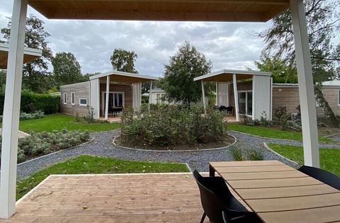 Tiny house (4p) on watery vacation park - 2
