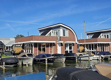 Waterfront villa with roof terrace - 2