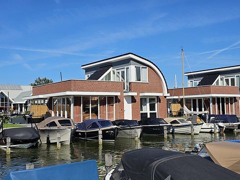Waterfront villa with roof terrace - 2