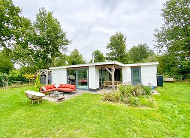 Bungalow mit großem Garten in Drenthe