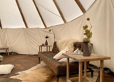 Slapen tussen de schapen in een tipi (5 pers) - 9