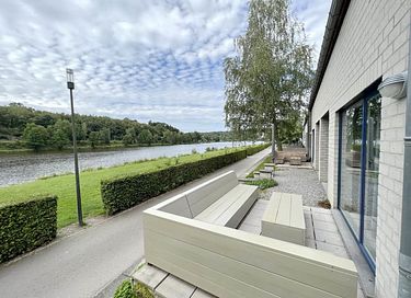 Ferienwohnung mit Blick auf einen See