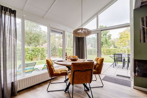 Gezellig familiehuis met grote tuin - 4