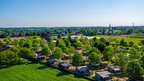 Houten tiny house in de Limburgse heuvels - 3