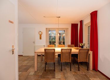 6-persoons vakantiehuis met grote tuin - 12
