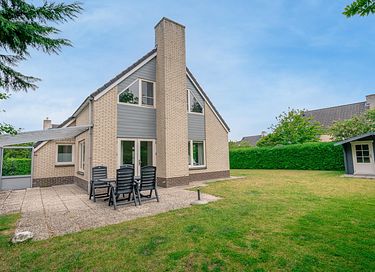 4-person vacation home with sauna on Texel