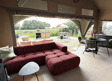 Luxe lodge met hottub in de natuur - 4