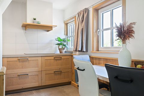 Luxe kapschuur in Friese natuur met jacuzzi - 5