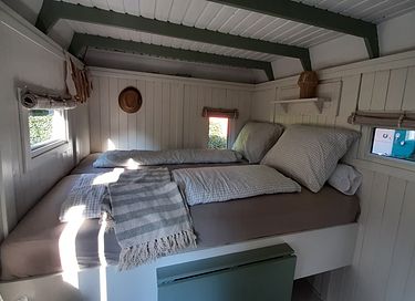 Une roulotte pour ceux qui recherchent le calme et la tranquillité - 5