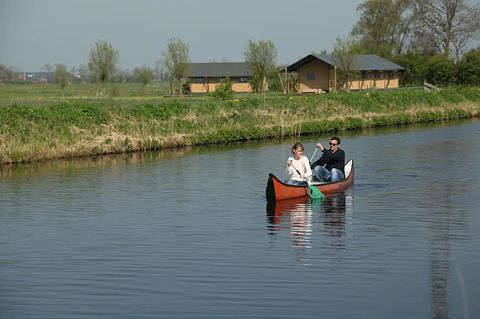 Spacious glamping tent (4p) by the water - 3