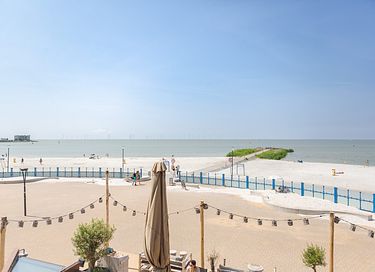 Corner apartment with panoramic views - 28