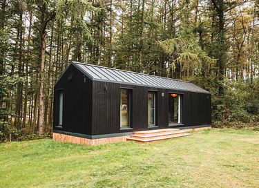 Romantic cabin at a forest edge - 2