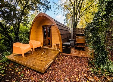 Pod forestier confortable avec bain à remous