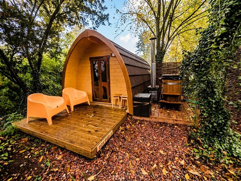 Knusse bospod met hottub - 1