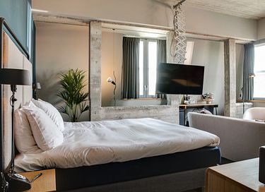 Luxe suite (45m2) in boutique hotel met bad - 3