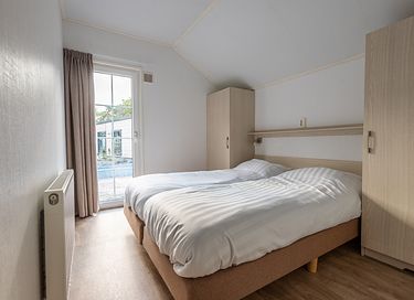 Chalet confortable avec véranda et jacuzzi dans la province de Drenthe - 10