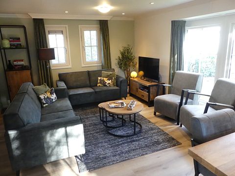 Spacious chalet in Drenthe with a hot tub - 5