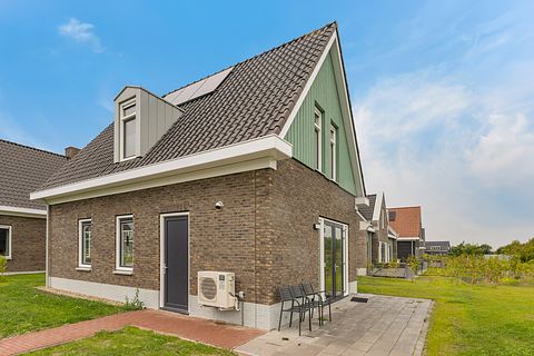 Waterfront detached villa - 2