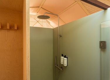 Unique mirror cabin in Zeeland - 21