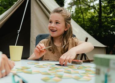 Vintage glamping tent in Rotterdam - 3
