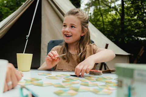 Vintage glamping tent in Rotterdam - 3