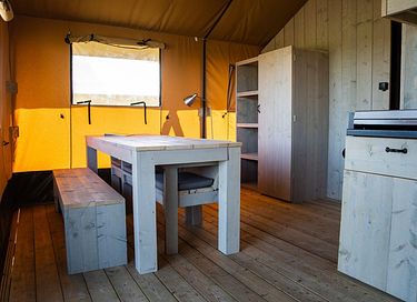 Luxe kamperen aan meer in Frankrijk - 9