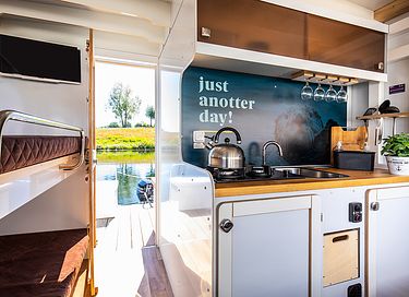 Urlaub auf Ihrem eigenen Hausboot genießen - 6