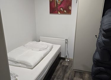 Gemütliches Tiny House aus Holz am Erholungssee - 13