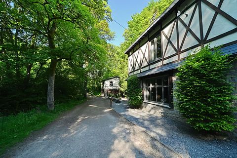 Gruppenunterkunft mit Wellness in den Ardennen - 2
