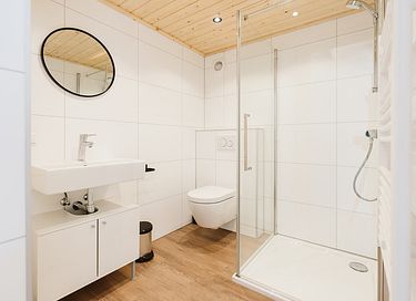 Unique tiny house in South Holland - 12