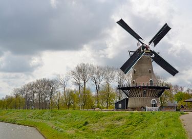 Vacation home near a large lake in Zeeland - 29